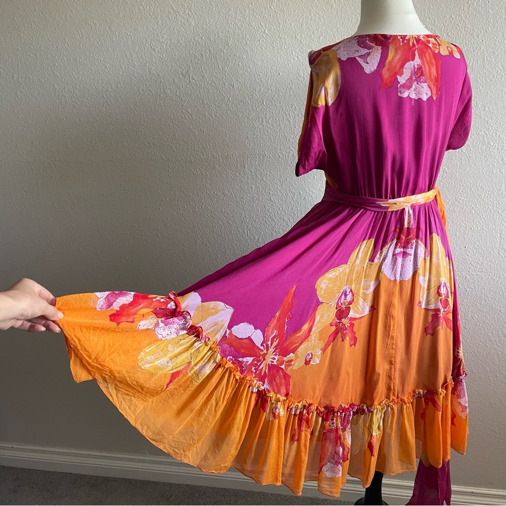 Diane Von Furstenburg Rewa Short Floral Silk Wrap dress - Picture 8 of 10